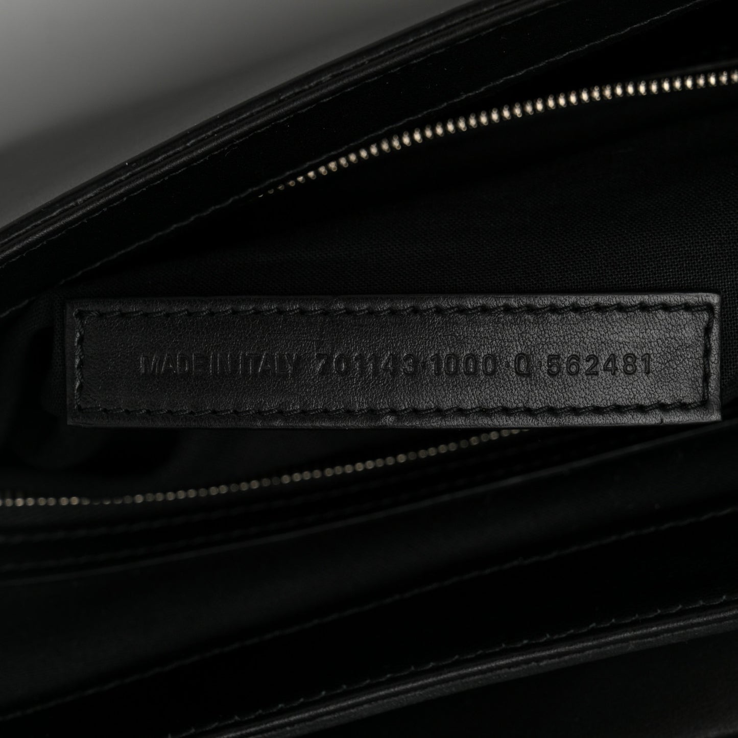 Smooth Calfskin Large Lindsay Shoulder Bag Black