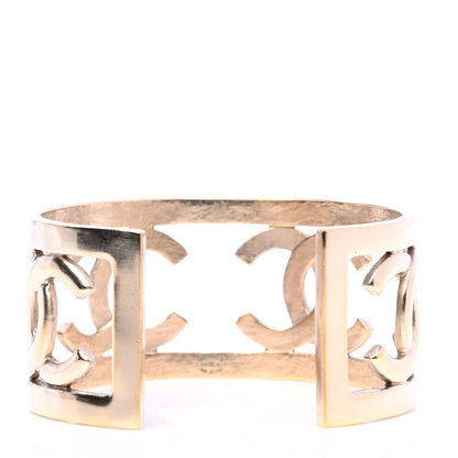 Chanel Metal CC Cuff Gold 3 of 4