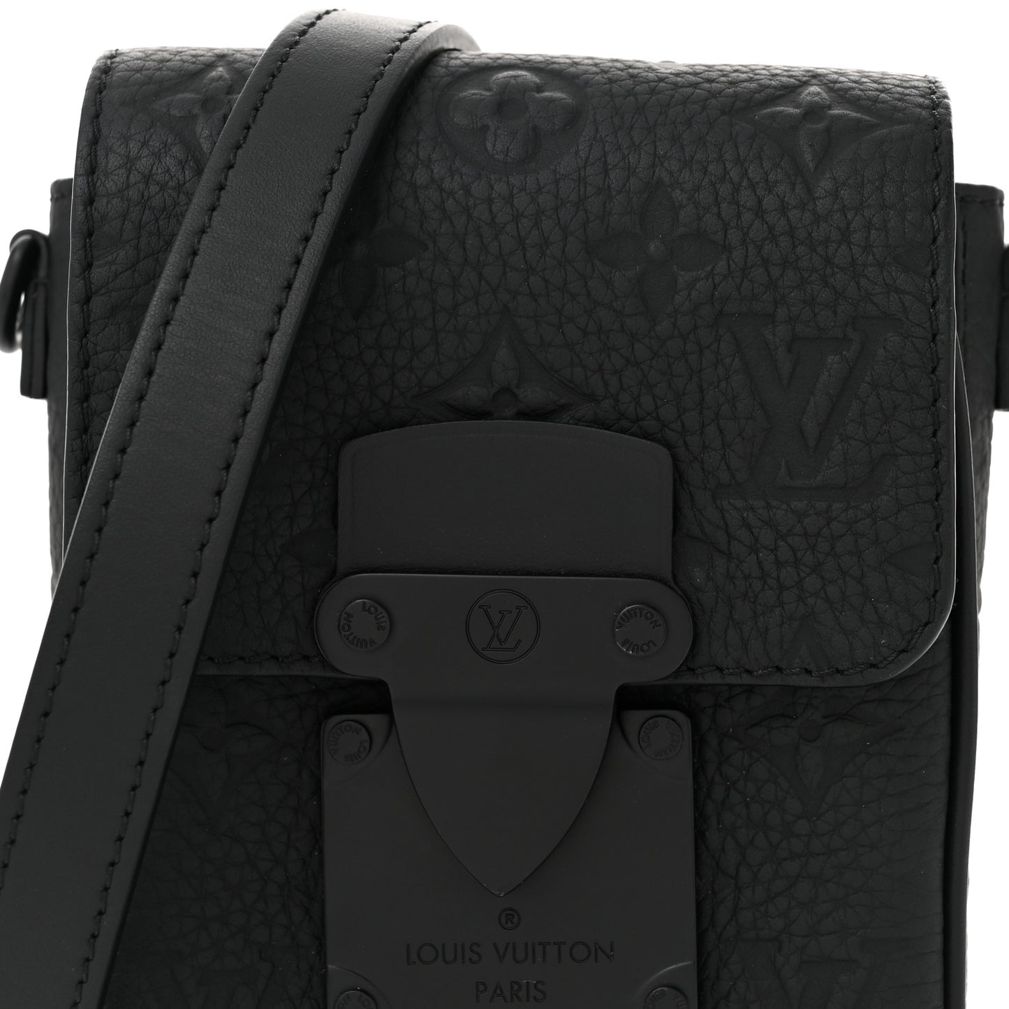 Taurillon Monogram S Lock Wearable Wallet Black