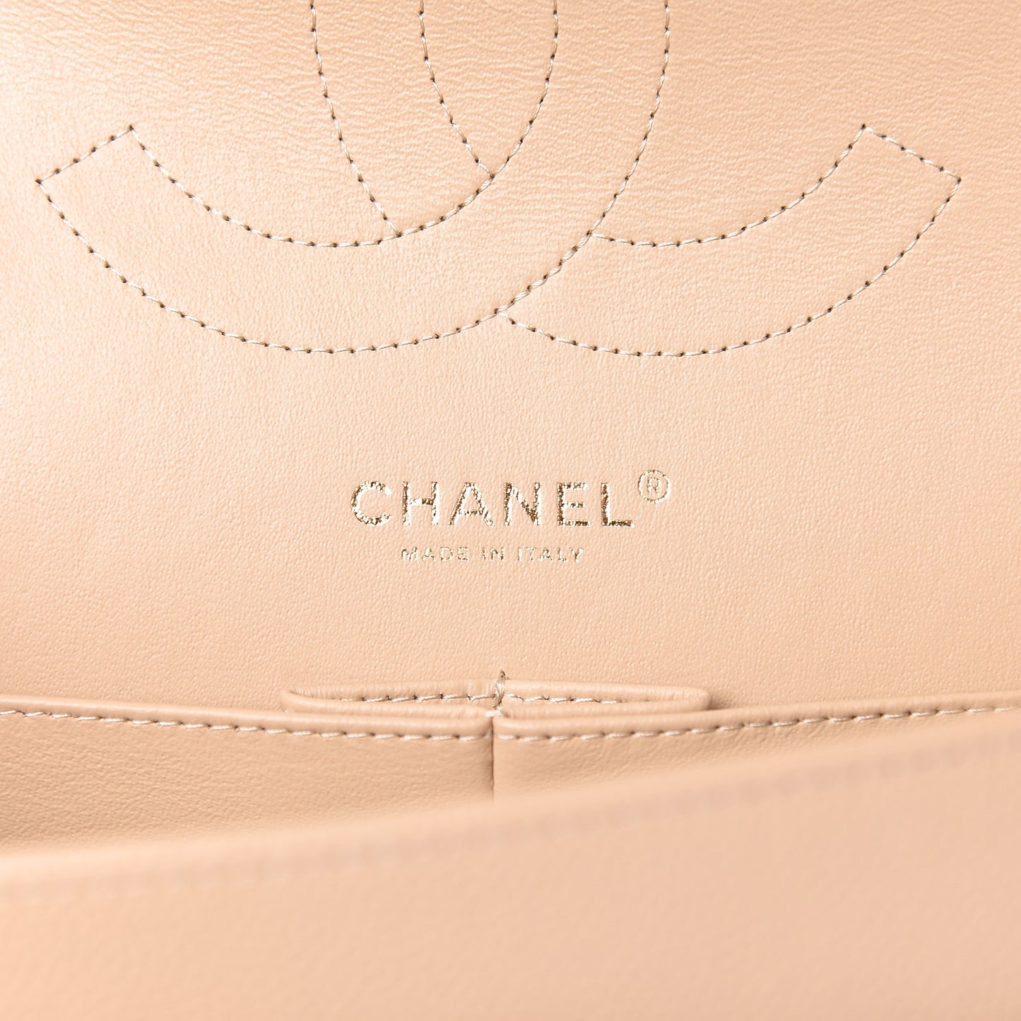 Caviar Quilted Jumbo Double Flap Beige Clair