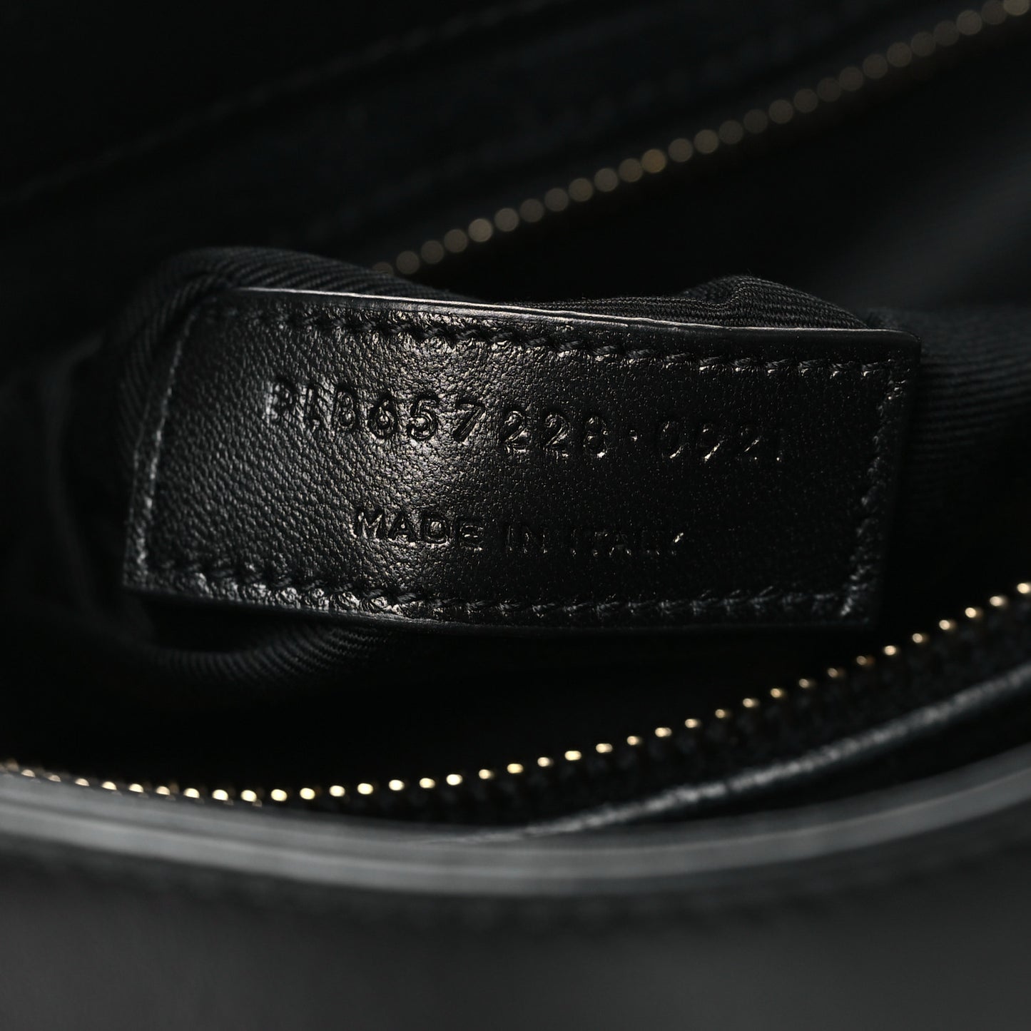Smooth Calfskin Le 5 A 7 Hobo Black