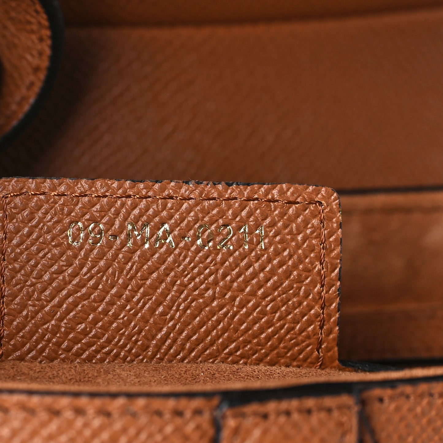 Grained Calfskin Saddle Bag Camello