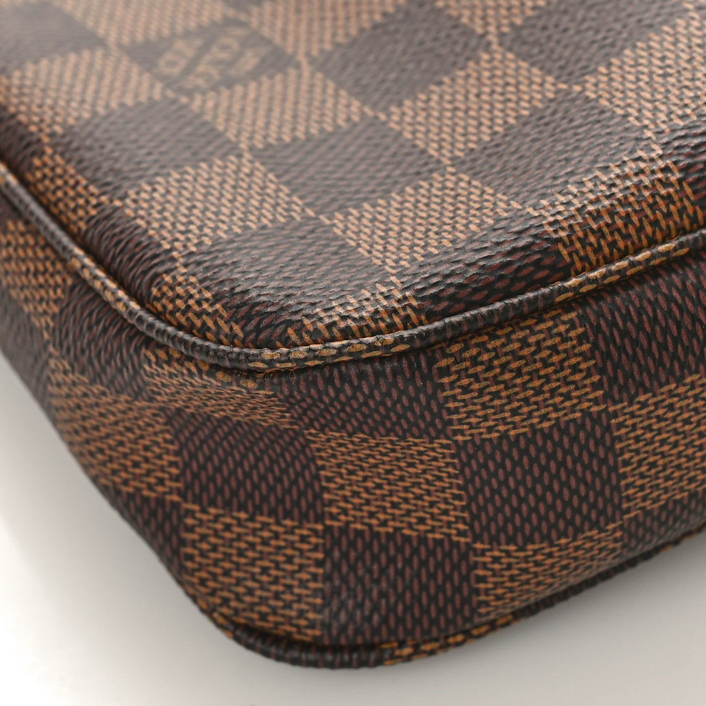 Damier Ebene Pochette Accessories NM