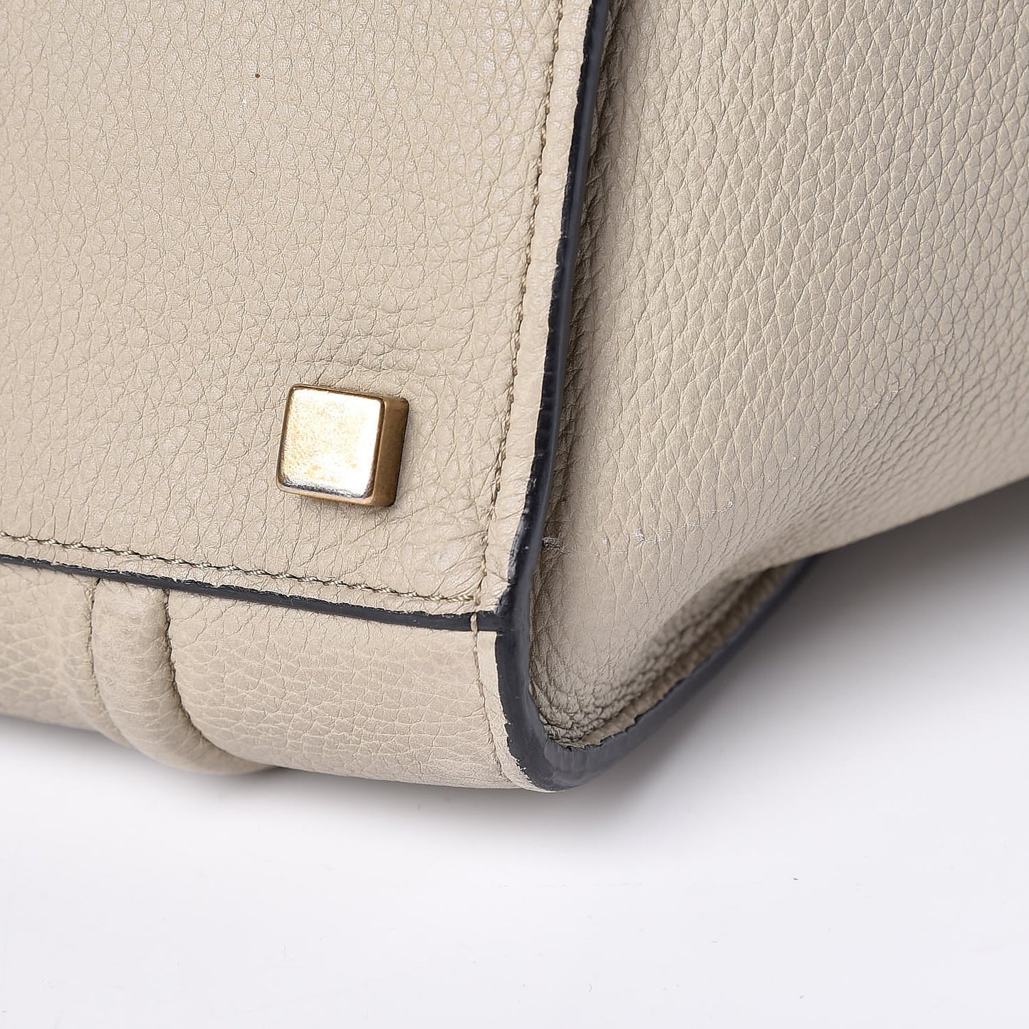 Baby Grained Calfskin Medium Phantom Luggage Quartz