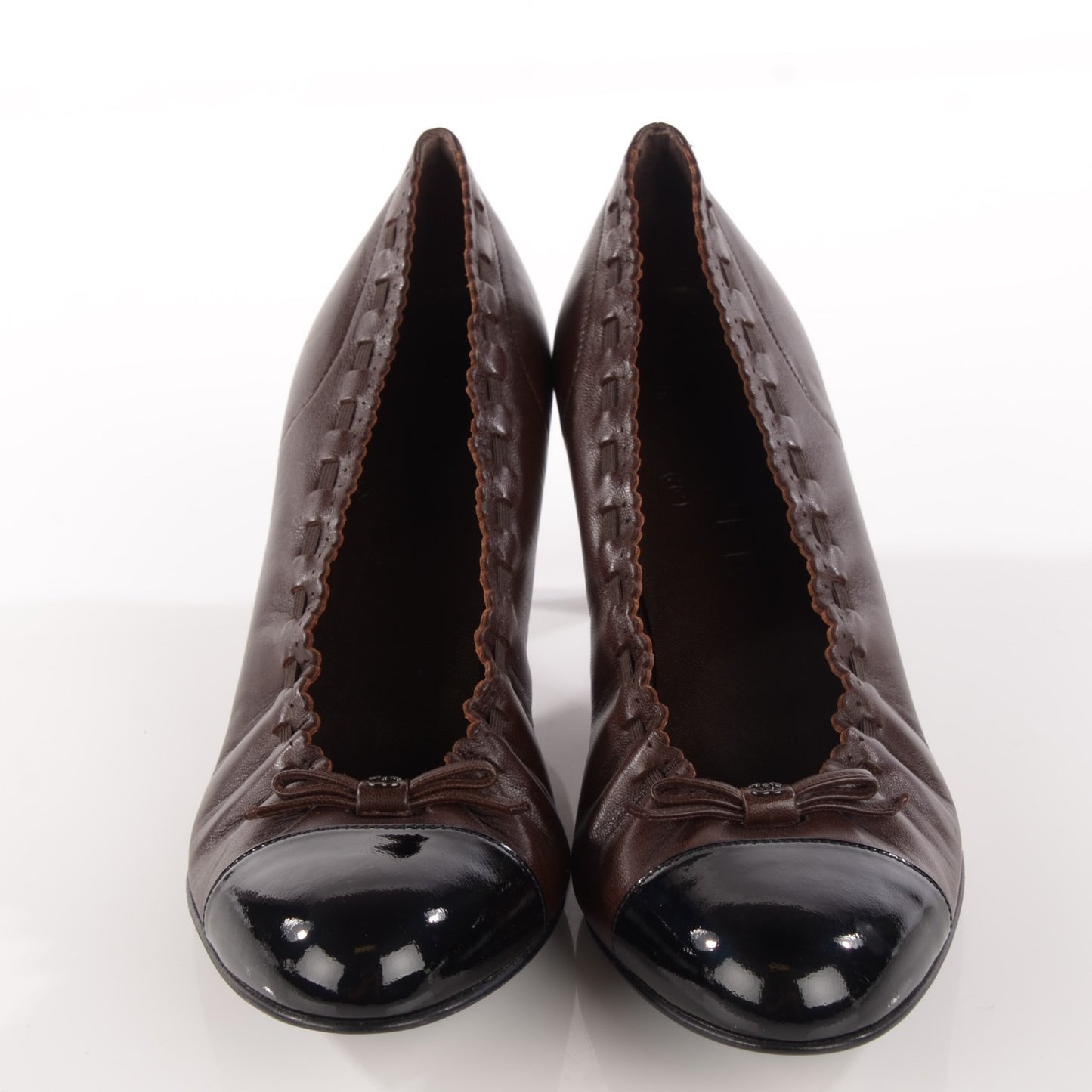 Lambskin Patent Elastic Cap Toe Pumps 38 Brown Black