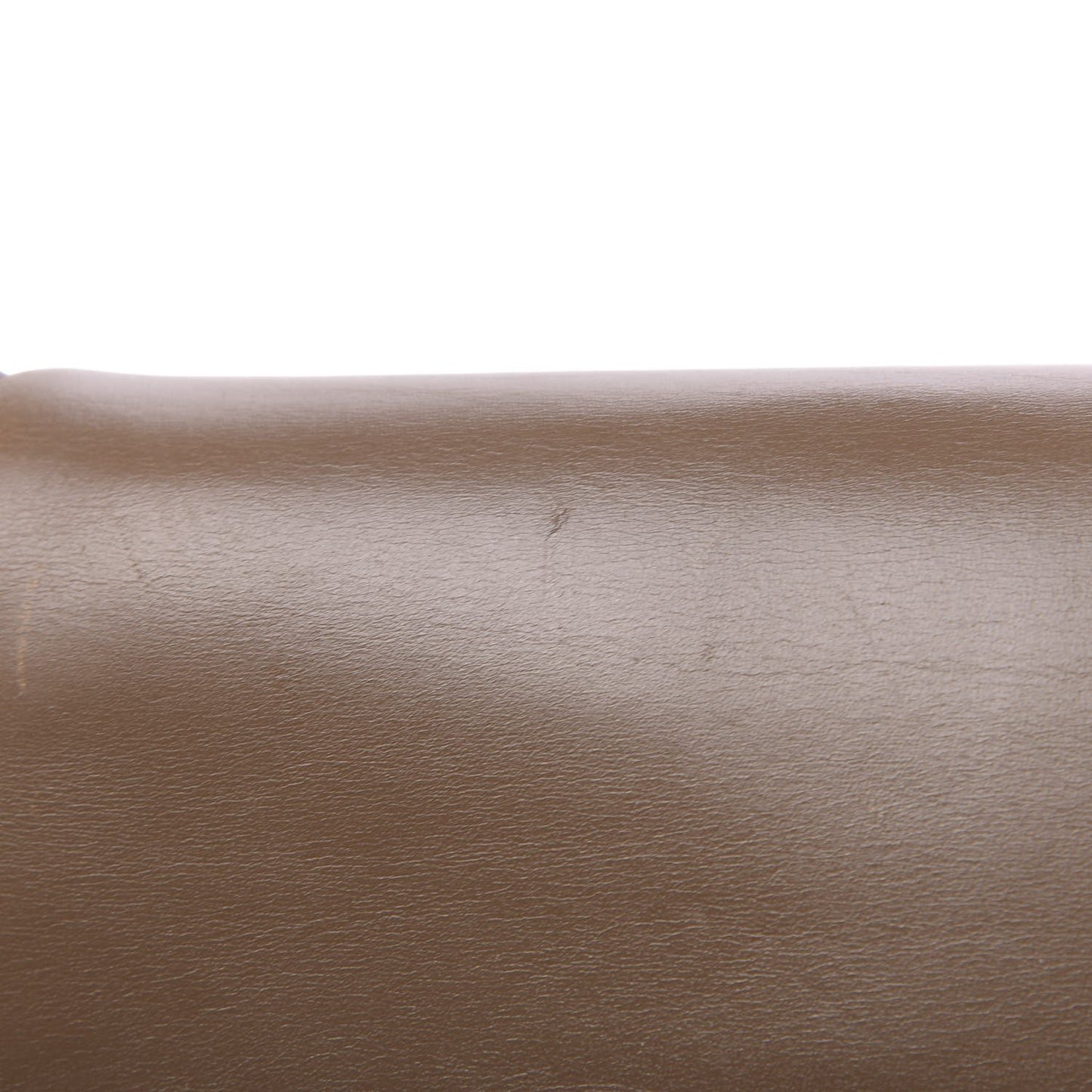 Box Calfskin Medium Classic Box Flap Bag Camel