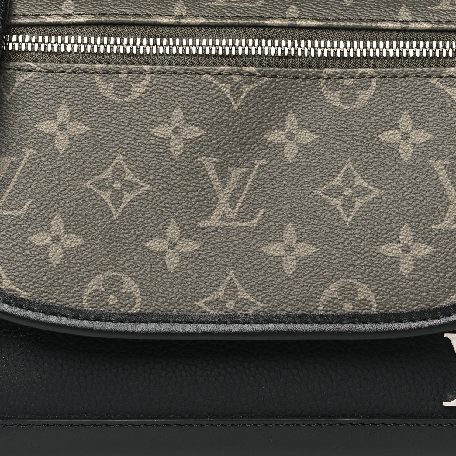 Louis Vuitton Grained Calfskin Monogram Pulse Messenger Khaki Black 7 of 9