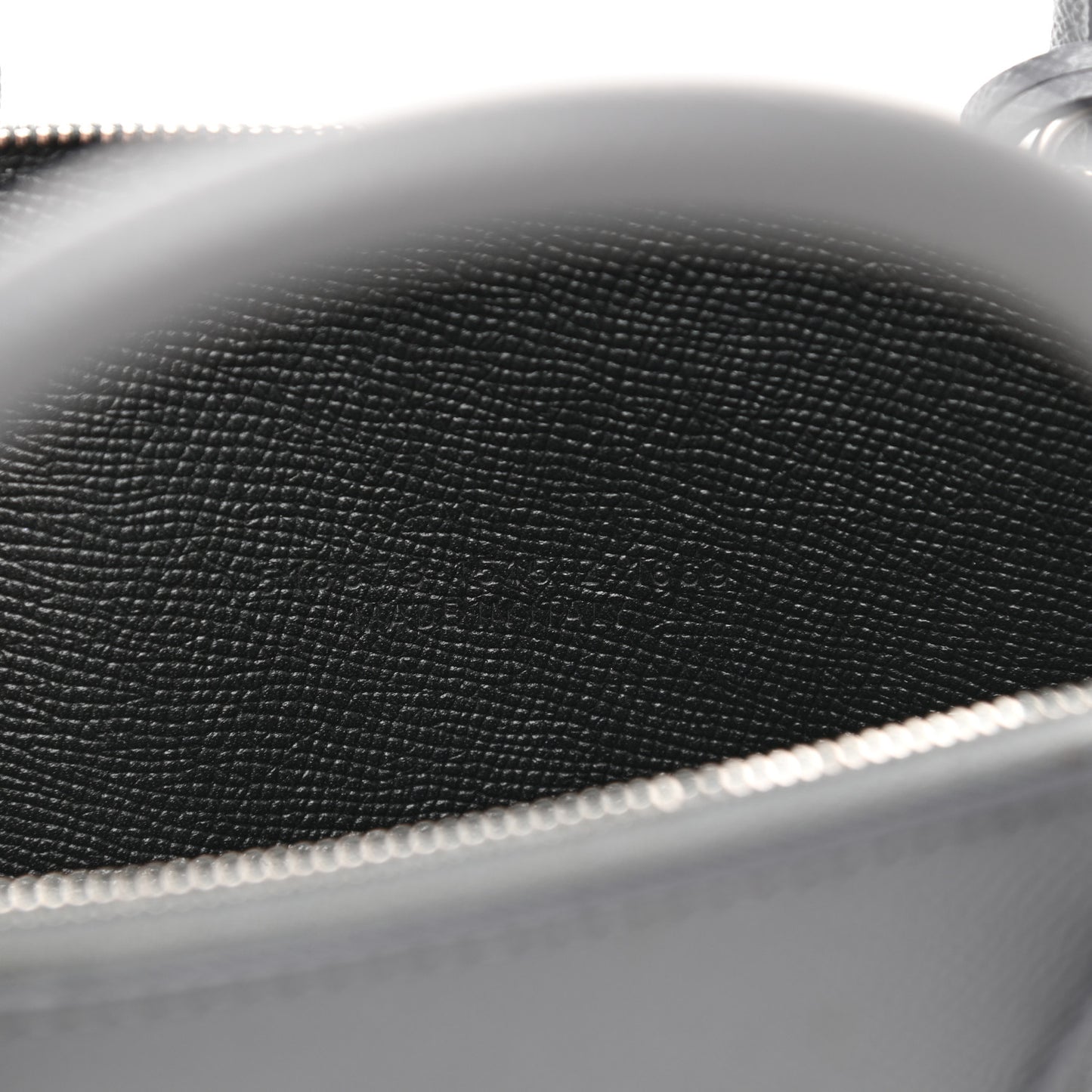 Grained Calfskin S Ville Top Handle Bag Gris Glace