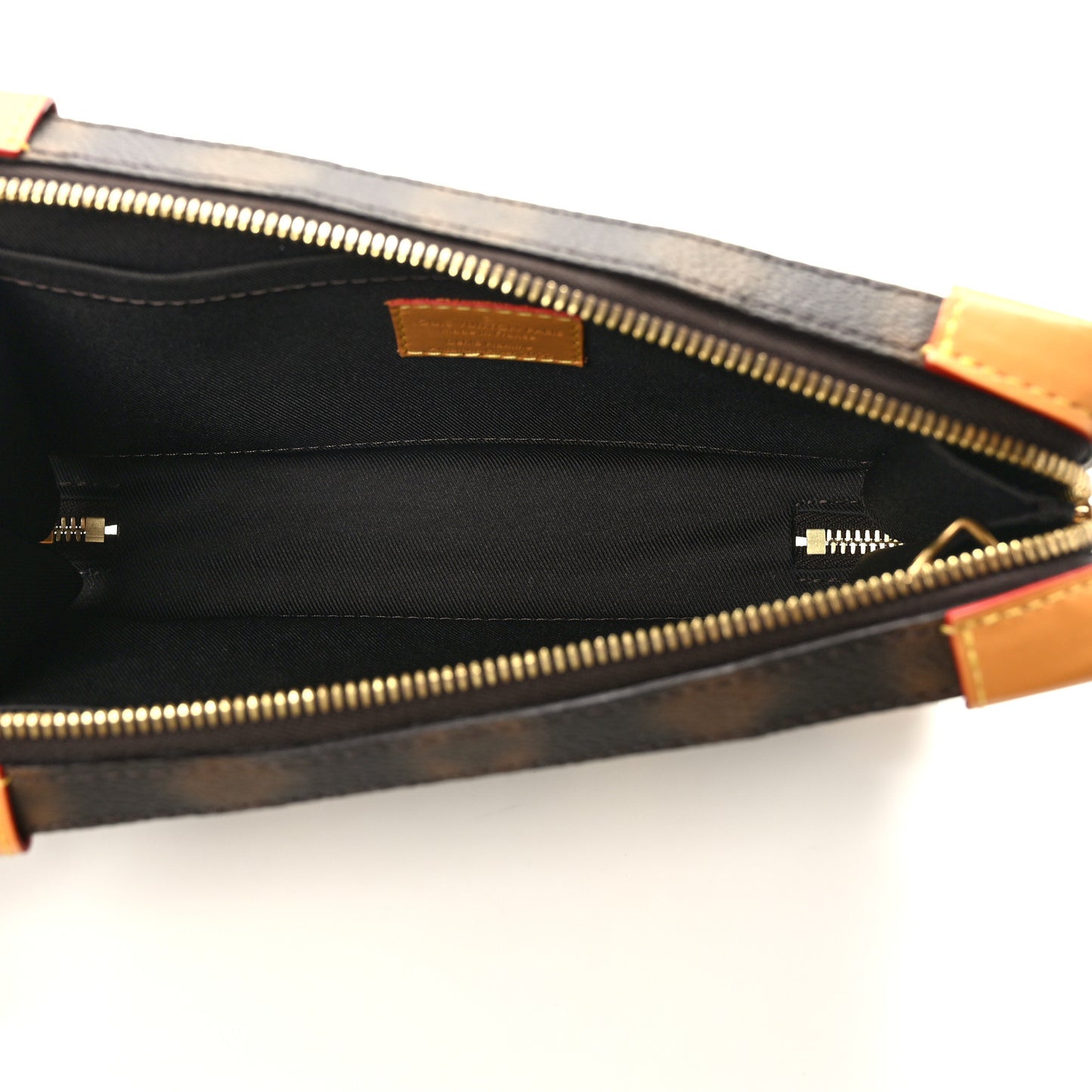 Monogram Blurry Soft Trunk Messenger