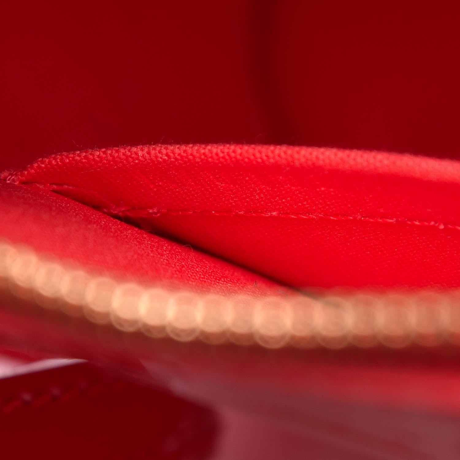 Louis Vuitton Vernis Alma BB Rouge Grenadine 8 of 8