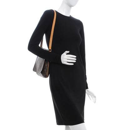 Louis Vuitton Monogram Musette Salsa 2 of 7