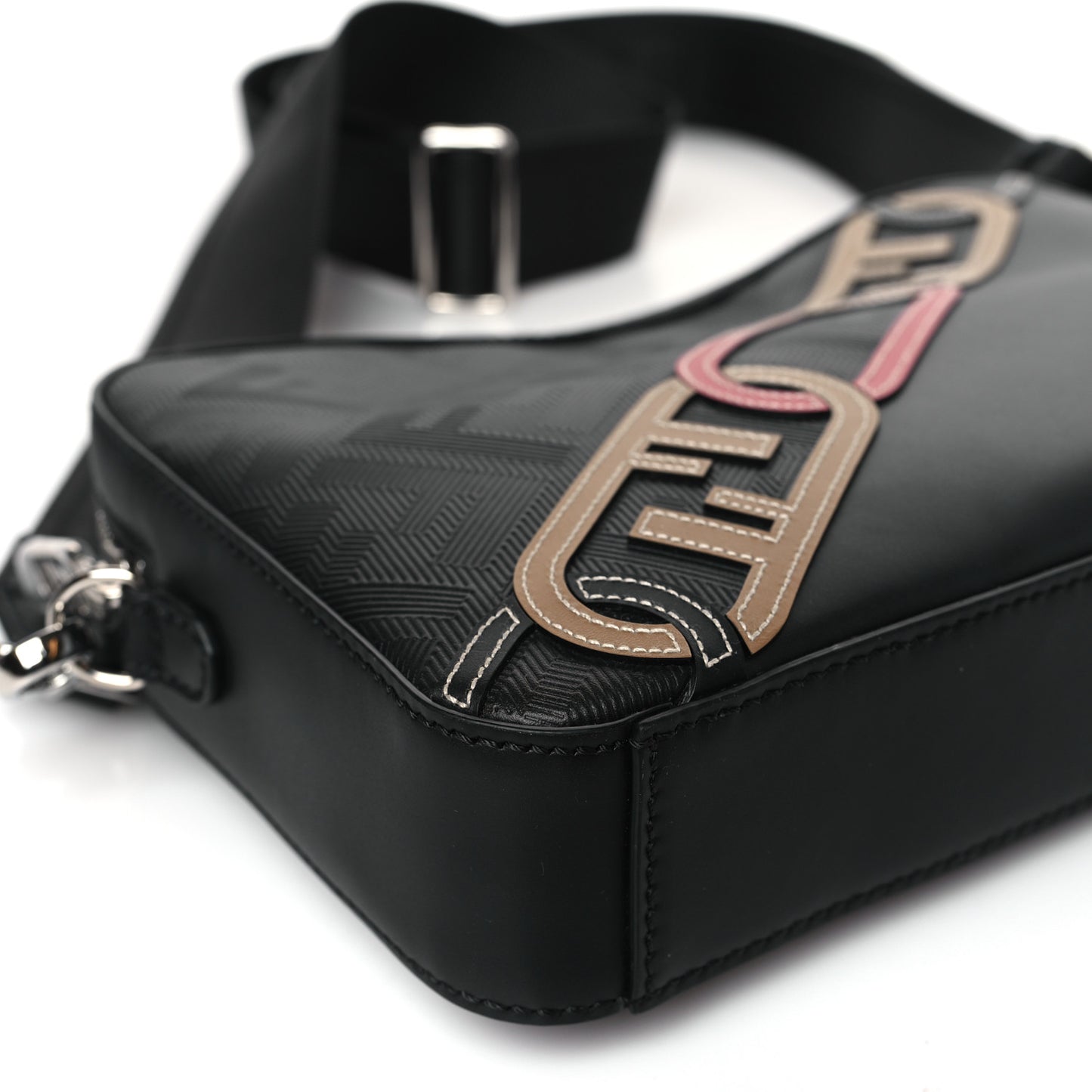 Vitello King FF Lines Embossed Lock Chain 1974 Diagonal Medium Camera Case Black