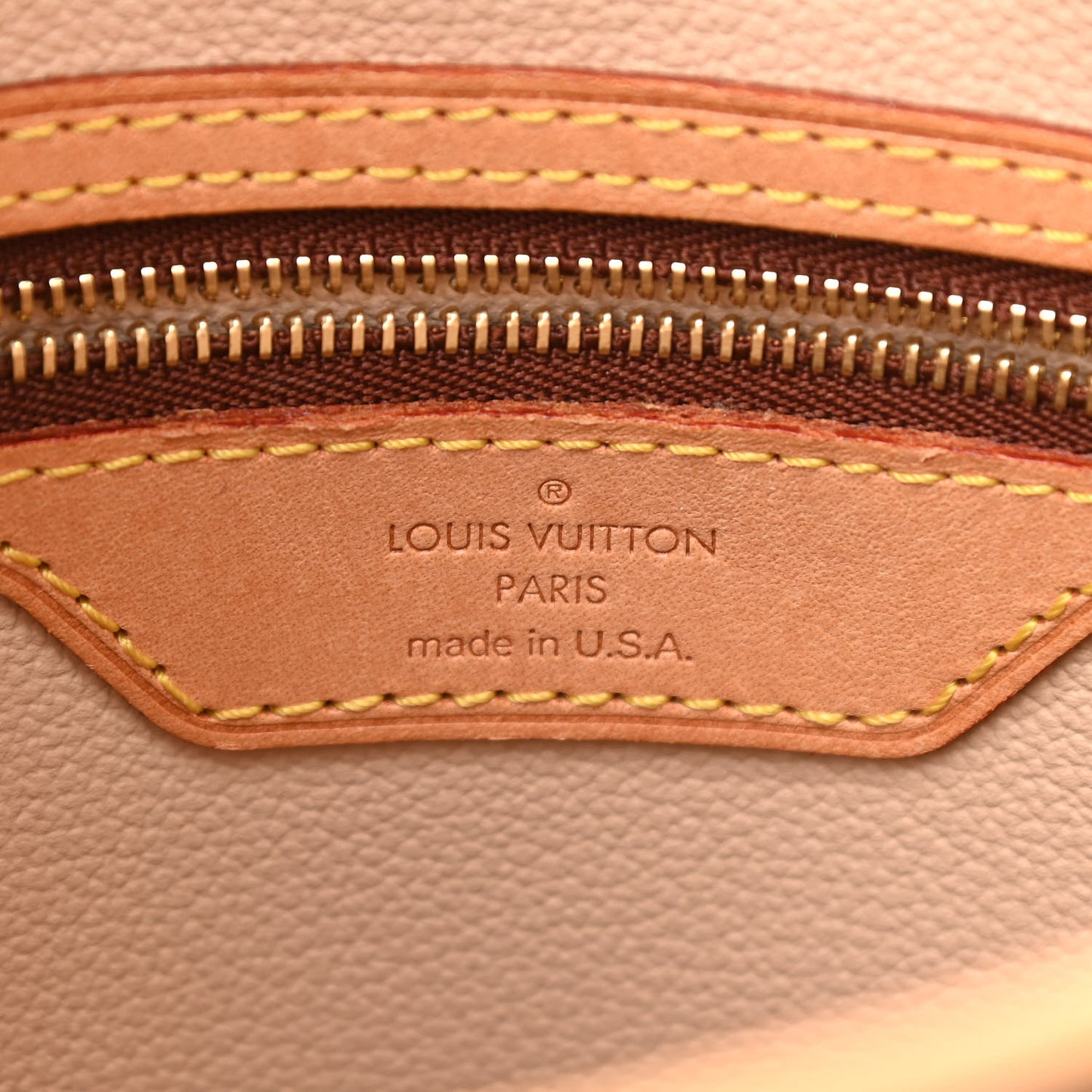 Monogram Petit Bucket 23