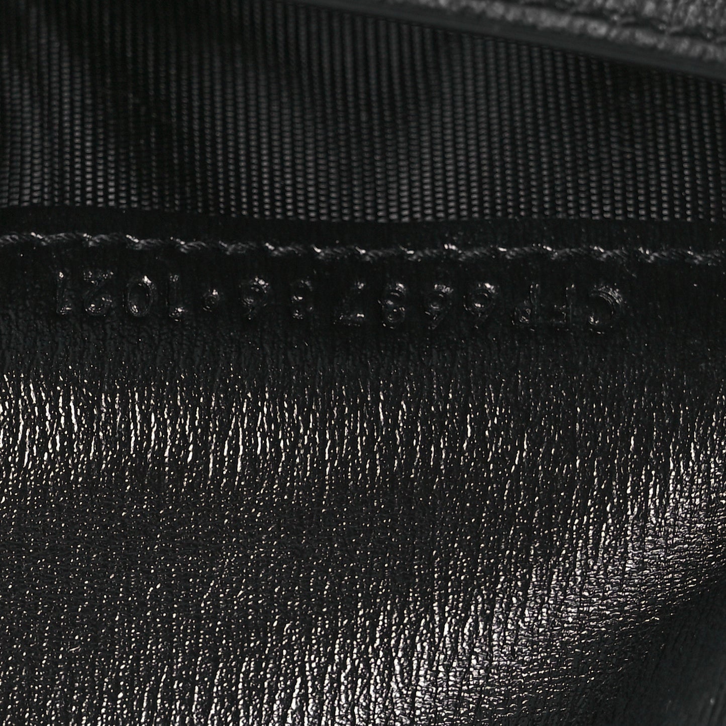 Calfskin Techno Credit Card Wallet Black