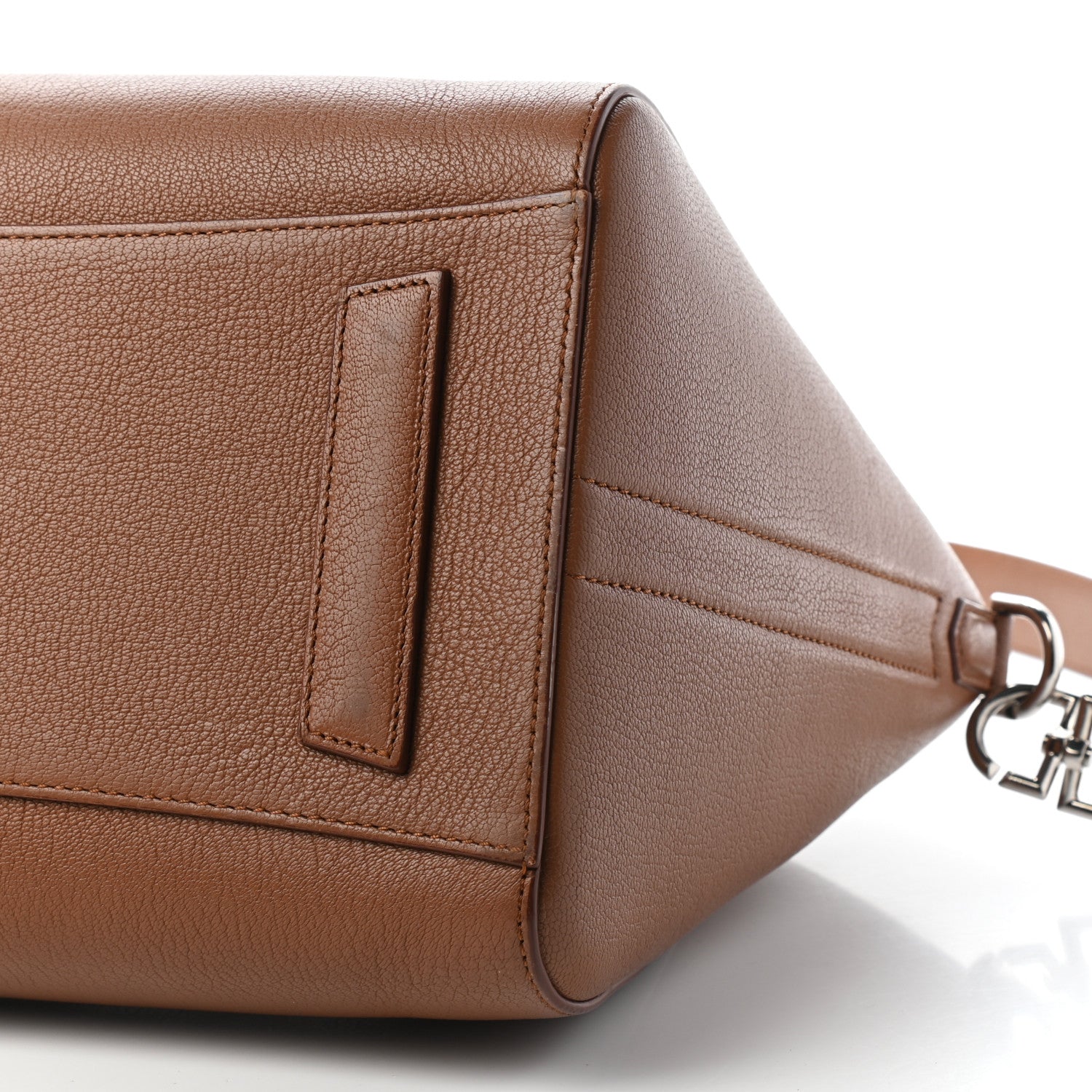 Givenchy Sugar Goatskin Medium Antigona Cognac 7 of 7