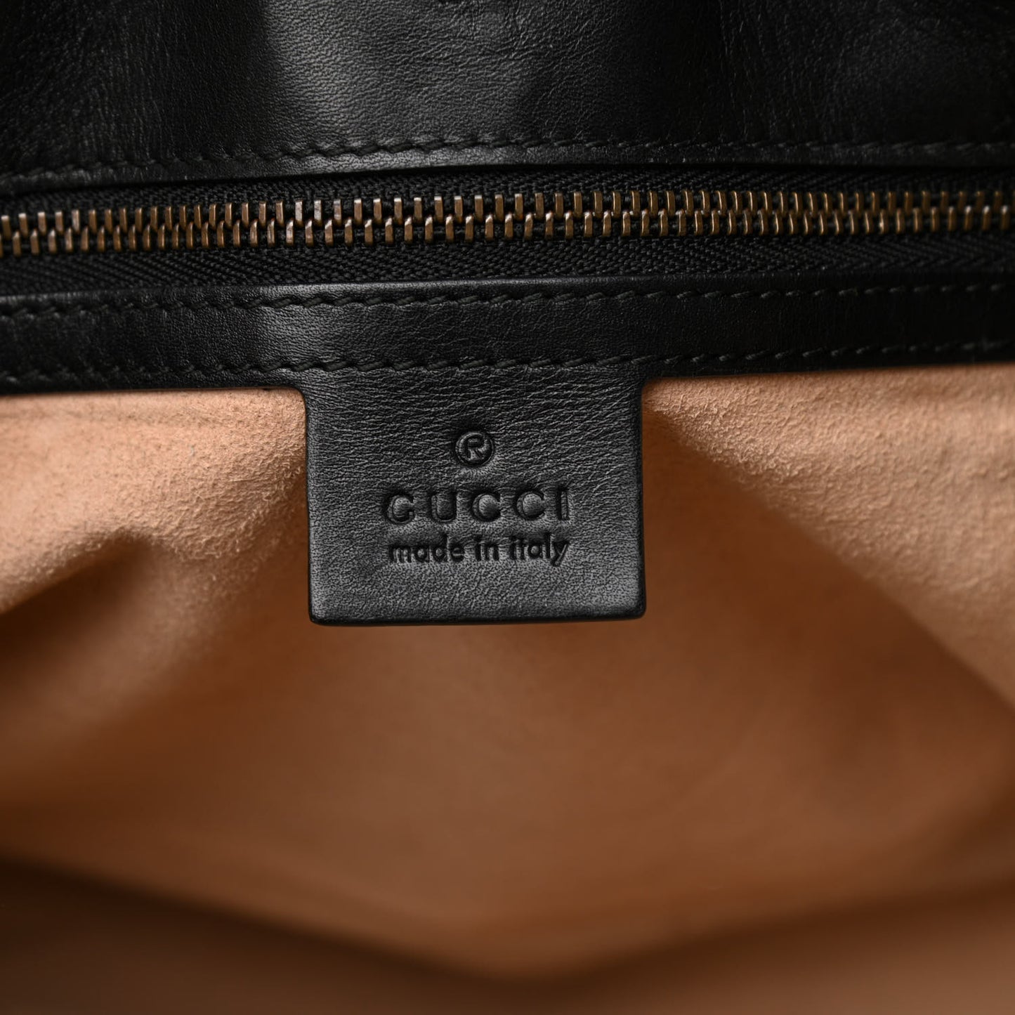 Calfskin Matelasse Medium GG Marmont Open Top Shoulder Bag Black