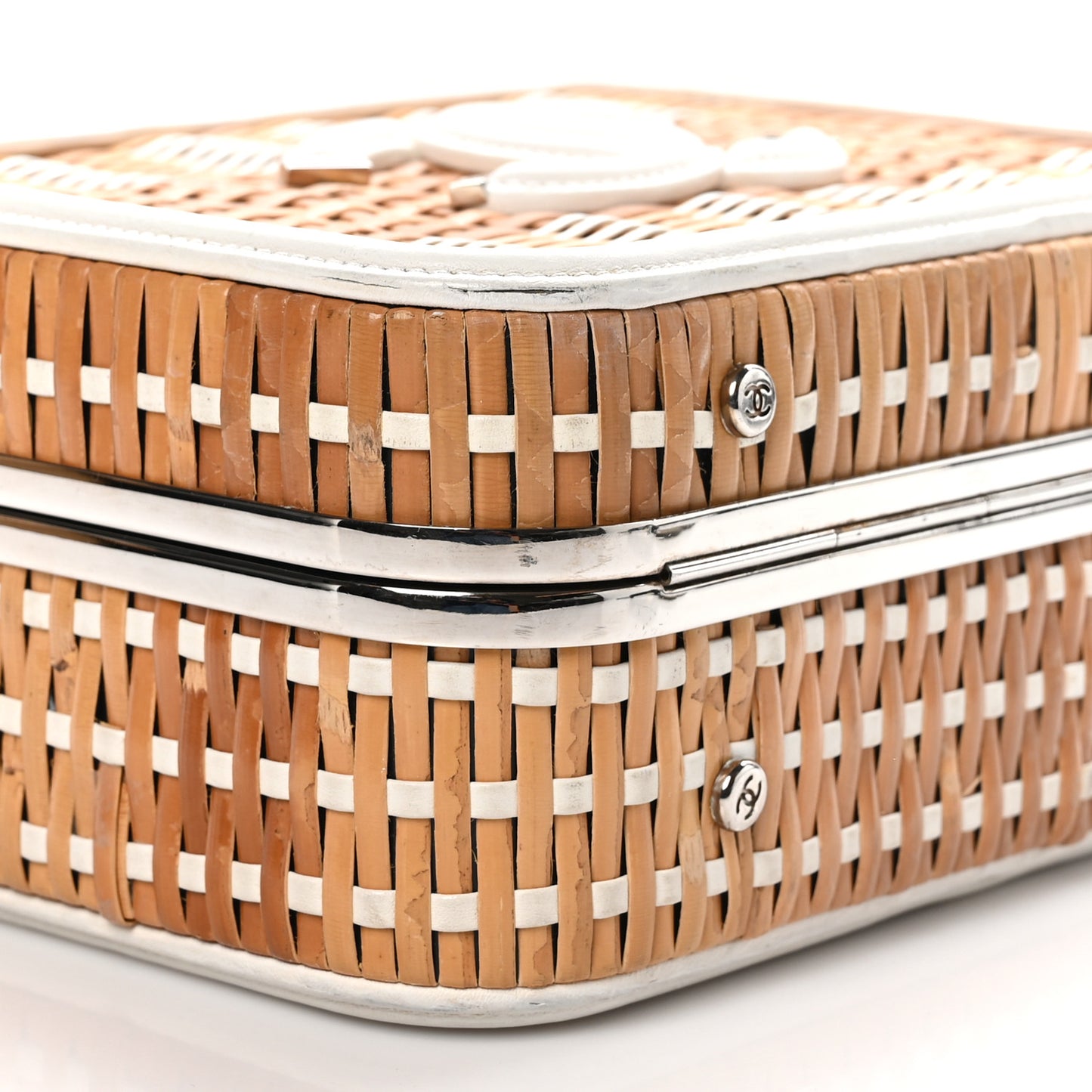 Raffia Calfskin CC Filigree Vanity Case White