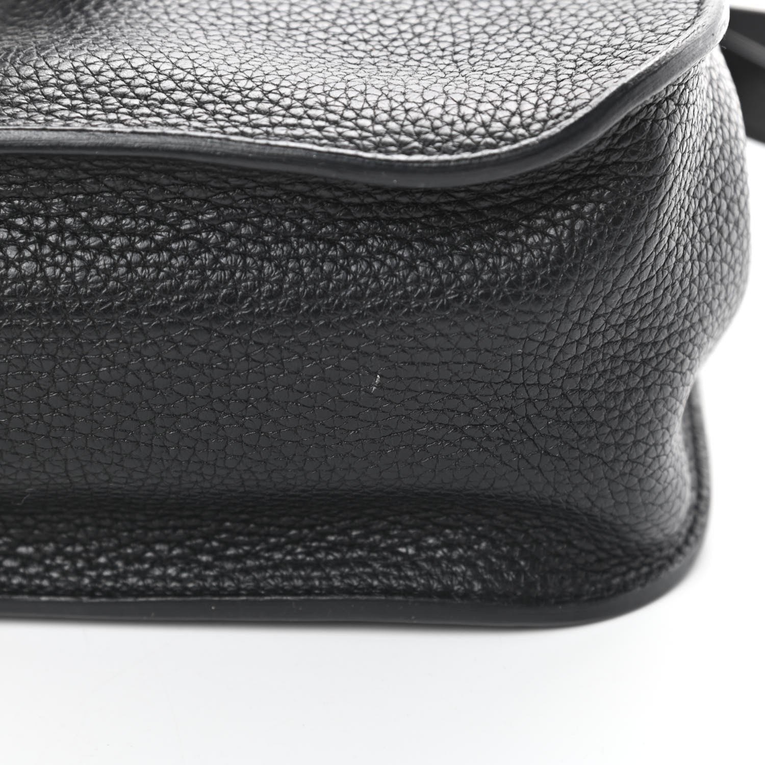 Hermes Taurillon Clemence Halzan 31 GM Black 14 of 17