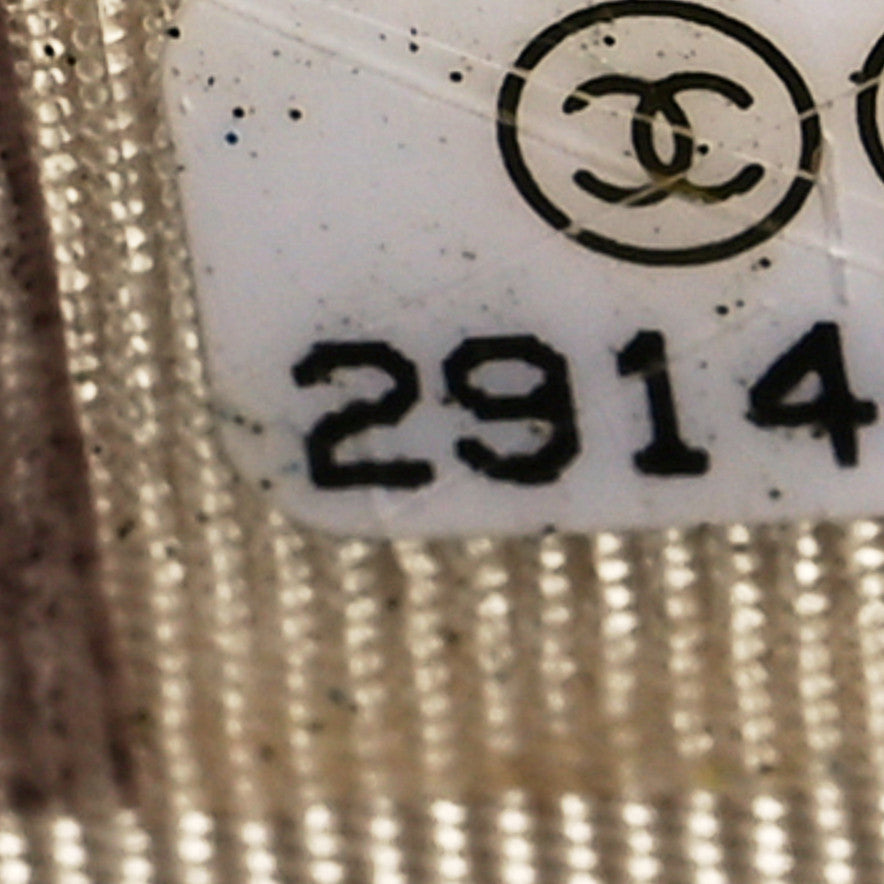 Caviar Quilted Square Wallet On Chain WOC White