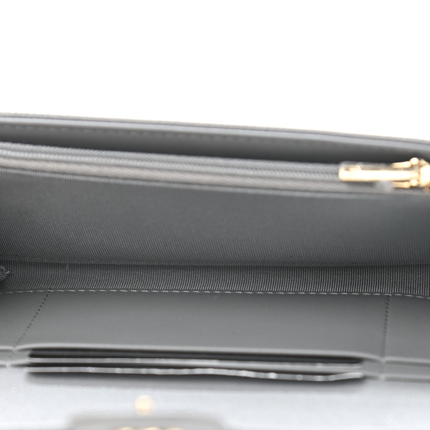 Caviar Quilted Medium Flap Wallet Grey