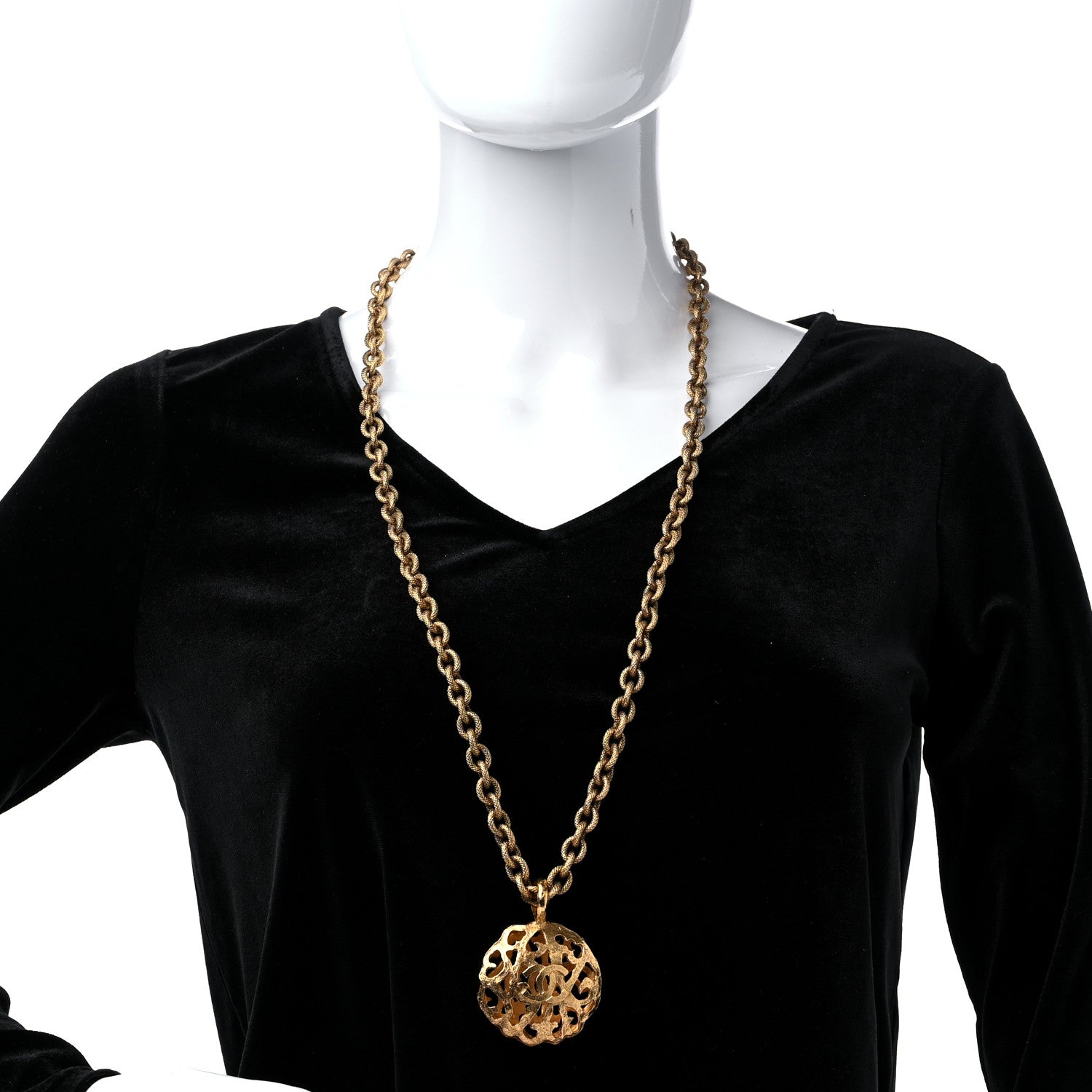 Chanel CC Pendant Necklace Gold 5 of 5