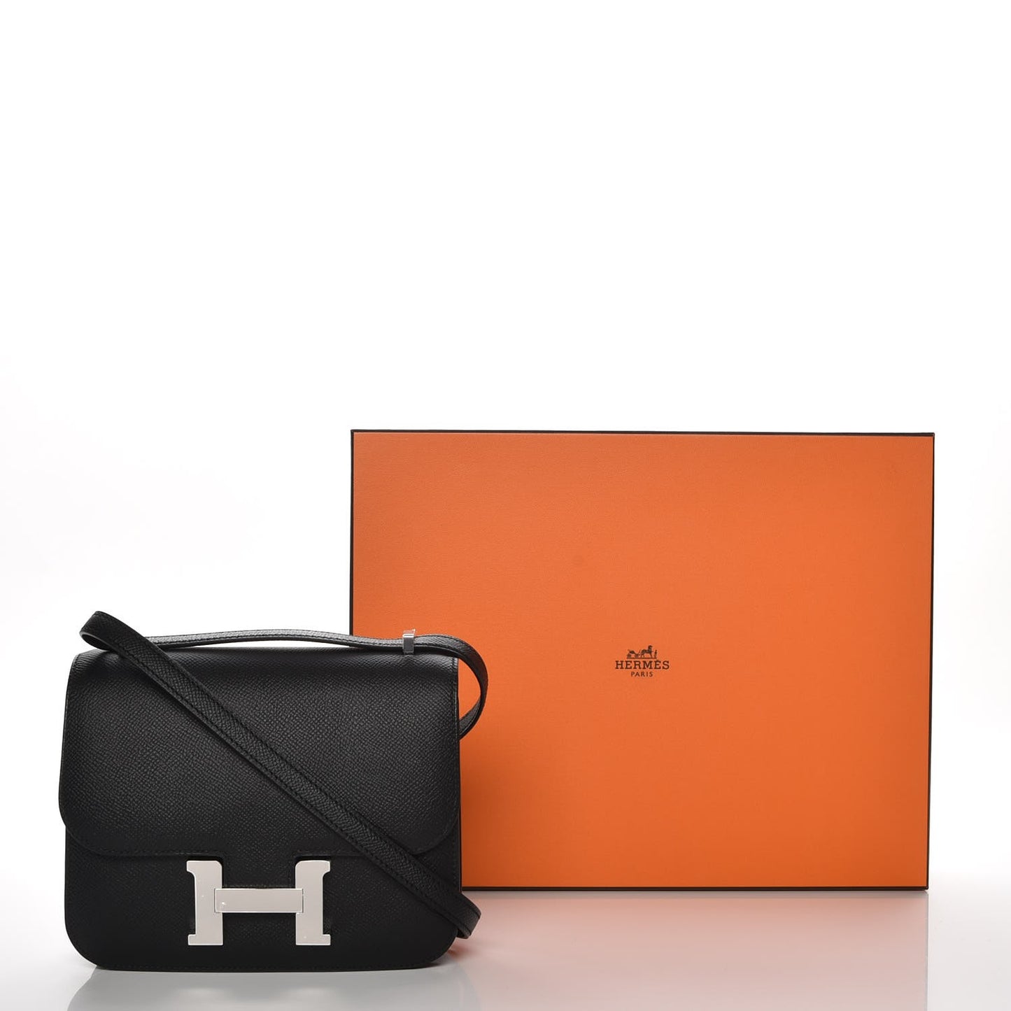 Epsom Constance 18 Black